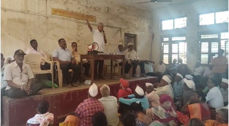 Announce the plan to provide a house in Mumbai Com Uday Bhat